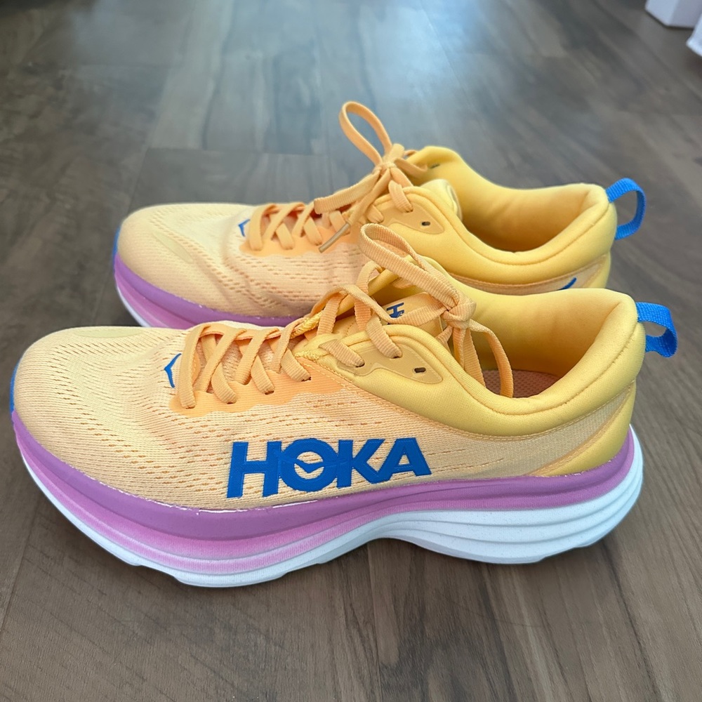 hokas bondi 8